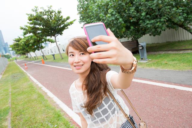 インスタグラムは何故 若い女性に支持されるのか?